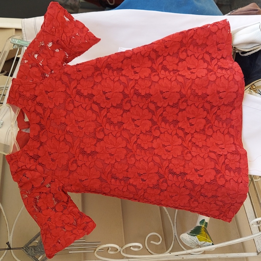 Toffee Apple Vintage Red Floral Lace design Bell Sleeve Dress Toddler Sz 3T
